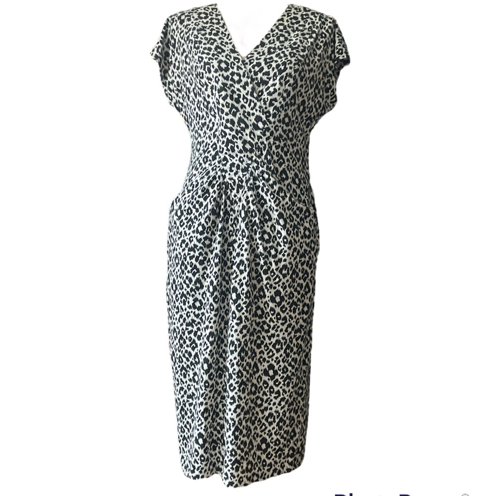 WarrenZ Vintage Cross Neck Faux White Cheetah Deep Pocket Midi Cap Sleeve Dress